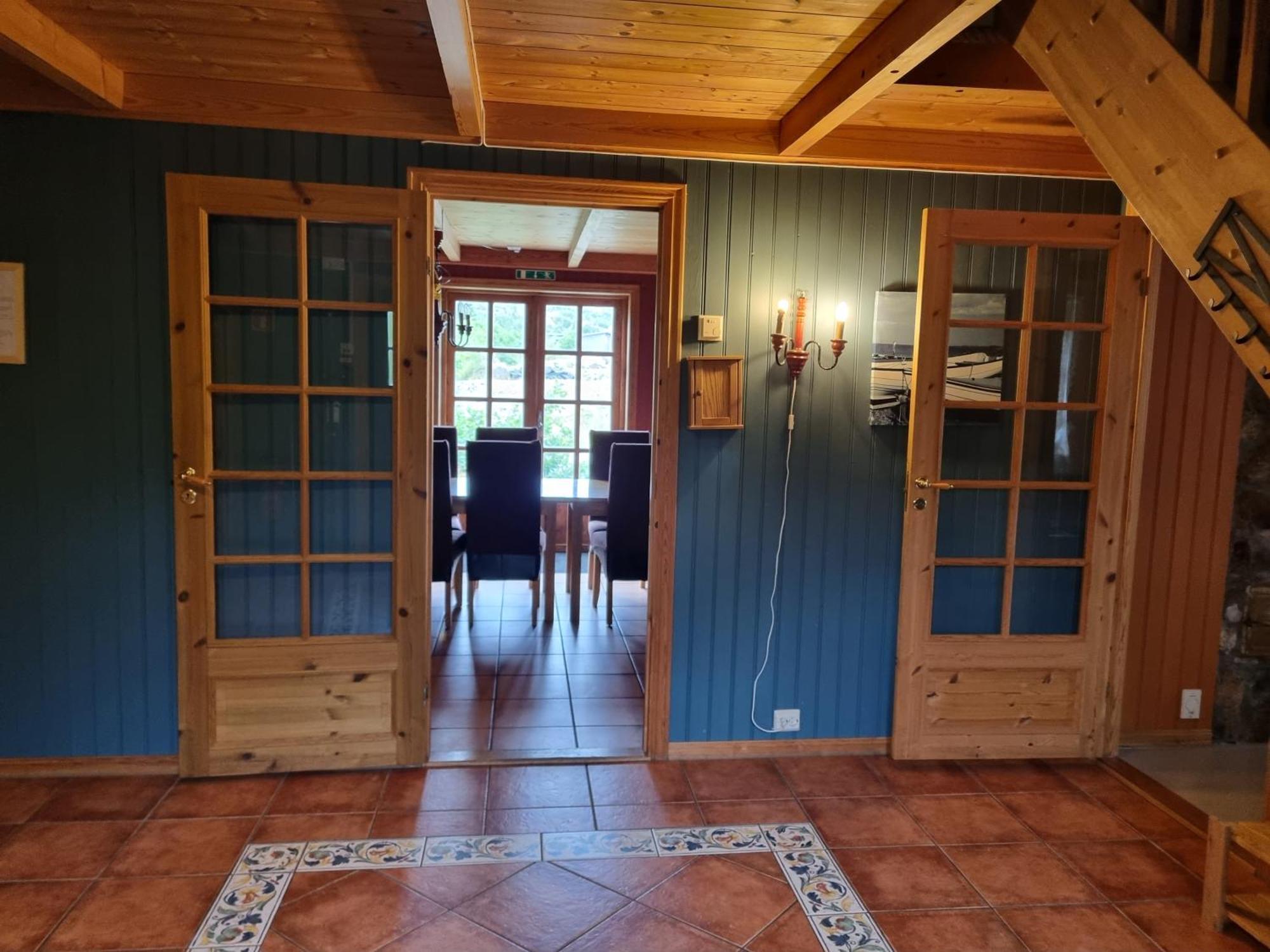 Hausvikstranda Lyngdal Room photo